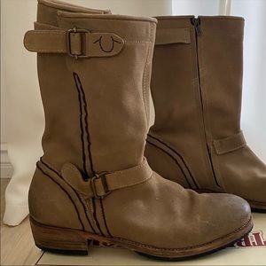 True Religion Mens Suede Boots